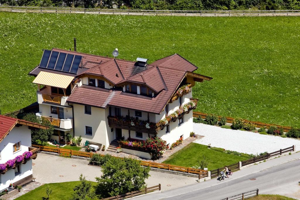 Appartamento Haus Alpengruss Neustift im Stubaital Esterno foto